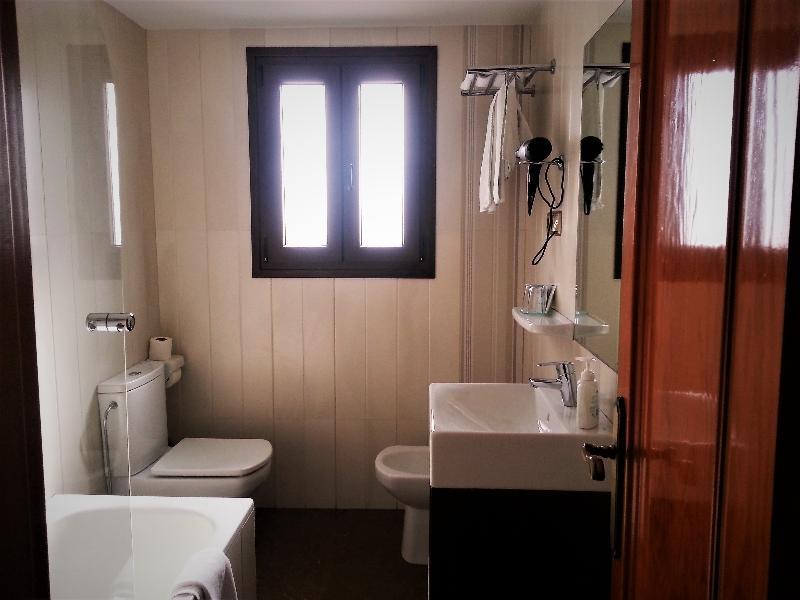Hotel Alameda Малага Екстериор снимка