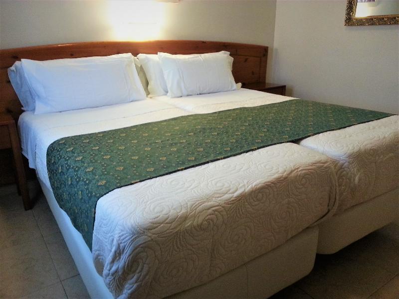 Hotel Alameda Малага Екстериор снимка